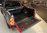 Toyota-Hilux-invincible-2.8-D-4X4-double-cabine-neuf-arceaux-coffre-neuf-2023-importation-algerie-002.jpg